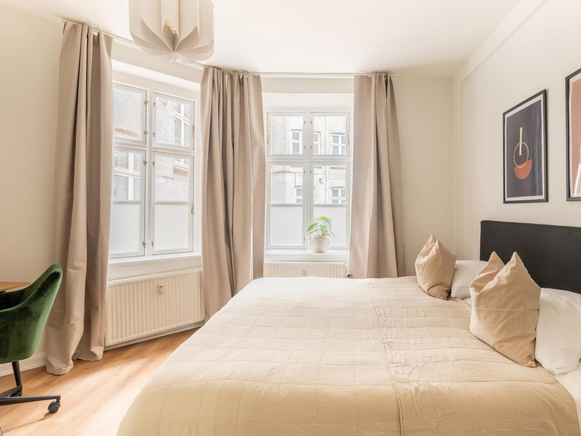 Sanders Noble - Fantastic 4-bdr In The Capital Apartamento *